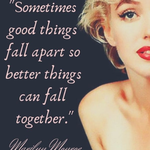 💜Meet your Fave Posher!💜 - Picture 2 of 10